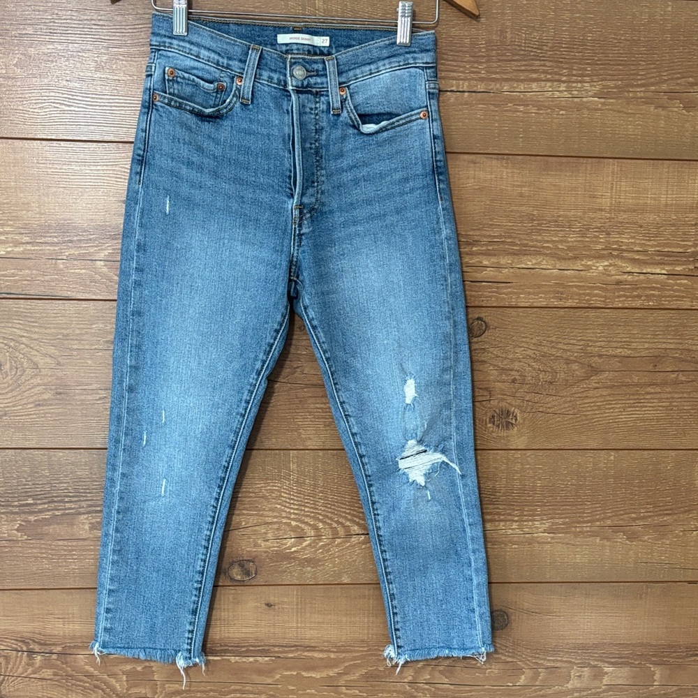 Levi’s sz 27 Wedgie Skinny button-fly cropped jeans